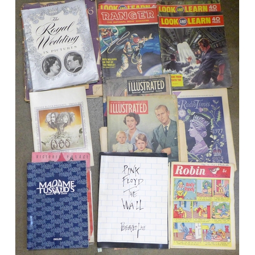 782 - Vintage magazines including music interest