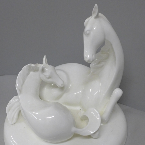 811 - A Royal Doulton Images The Gift of Life ceramic sculpture, mother and foal