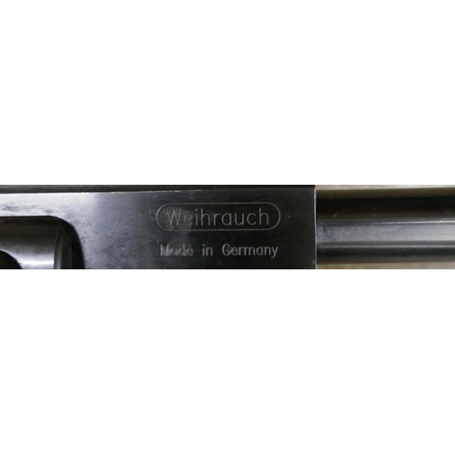 833 - A Weirauch HW95 .177, 4.5 calibre air rifle and scope