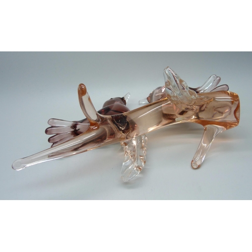 850 - An Italian Murano glass sculpture, signed Signoretto