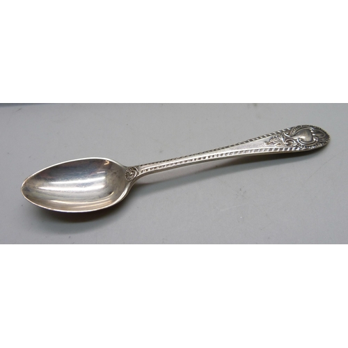 870 - A cased set of six silver spoons and sugar bows, by Walker & Hall, 105g