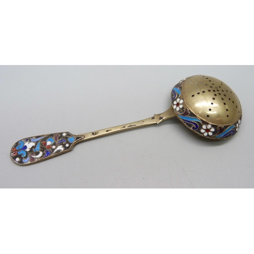 894 - Two Russian silver and enamelled spoons including a sifter, a pair of ice nips and a small fork, 99g