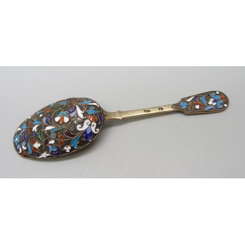 894 - Two Russian silver and enamelled spoons including a sifter, a pair of ice nips and a small fork, 99g