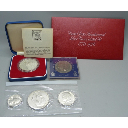 908 - A Royal Mint 1977 silver crown, three USA 1976 Bi-Centenary coins and a 1981 Royal Wedding crown