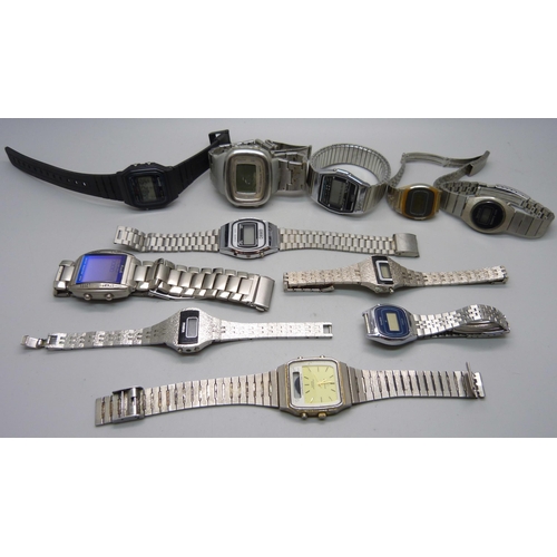 922 - LCD wristwatches including Timex and Omac