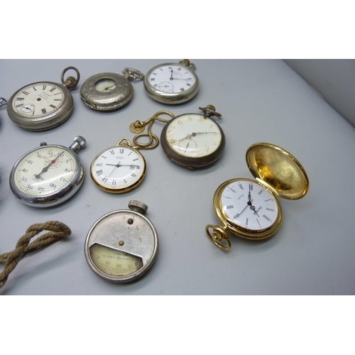 930 - A collection of pocket watches, modern watches including Sekonda, Smiths, vintage including Claremon... 