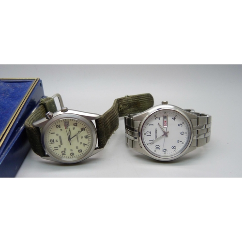 942 - Three Seiko wristwatches