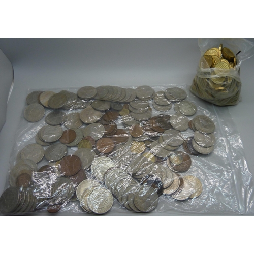 944 - A collection of coins