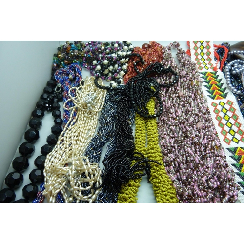 953 - A collection of bead necklaces