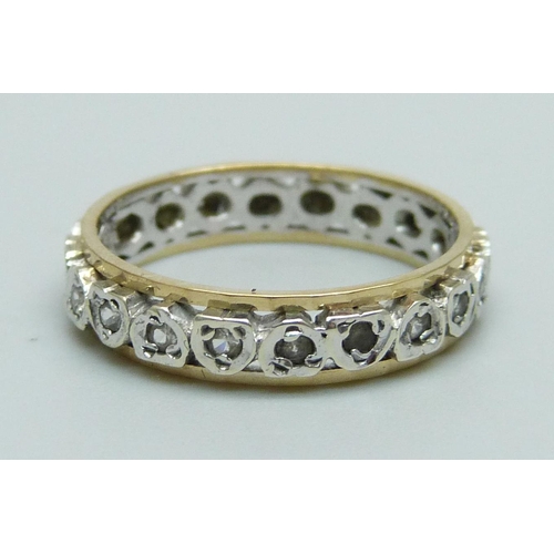 960 - A hallmarked 9ct gold eternity ring, 2.4g, K