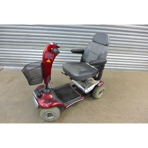 2137 - A Sterling Sapphire 4-wheeled mobility scooter with key