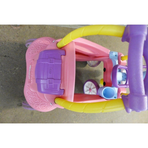 2142 - A Little Tykes princess carriage riding cart