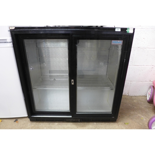 2143 - A Polar refrigeration GL003-02 refrigerator with sliding door