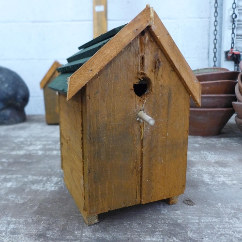 2158 - A two tiered wooden bird table and two bird boxes (can be dismantled)