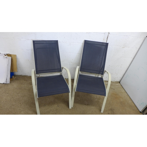 2195 - 12 Folding metal and fabric garden chairs - 2 different styles