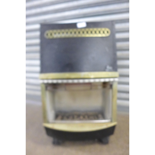 2221 - A Valor Calor Gas flame gas heater with bottle