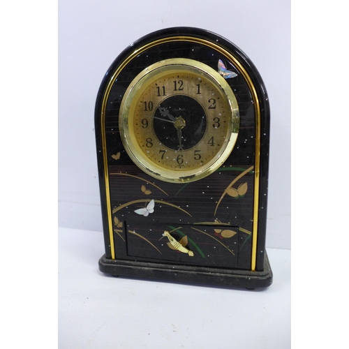 2275 - A quantity of assorted mantle clocks