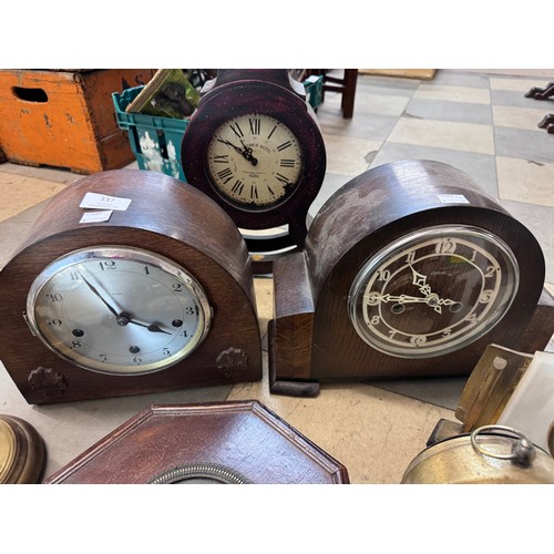 337 - Assorted clocks and wall clocks