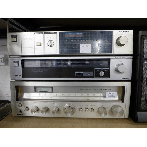 2099 - A quantity of Sanyo stereo equipment including a JT220L 3-band stereo tuner, a JT250LA stereo tuner,... 