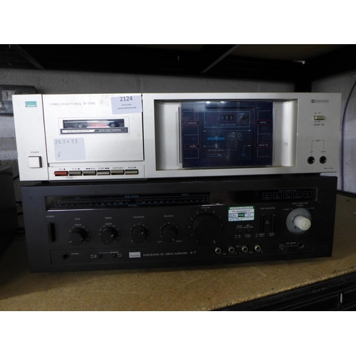 2124 - A Sansui D-55M stereo cassette deck and a Sansui A-7 integrated DC servo amplifier