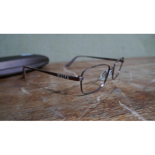 3073 - 3 Mixed pairs of glasses including Stepper and Zoffani (All Damaged) (324-281,352,399) *This lot is ... 