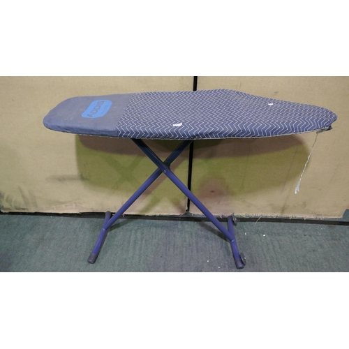 3029 - Addis Ironing Board       (325-421) This lot is subject to vat