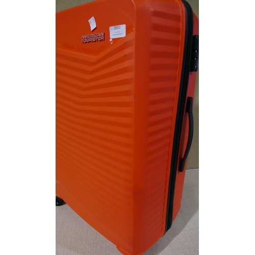 3051 - American Tourister Jetdriver Large 79Cm  4 Wheel Spinner orange  Hardside suitcase (325-237) This lo... 