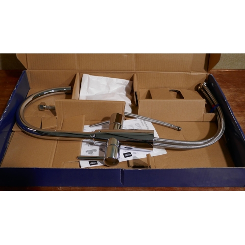 3079 - Grohe Ambi Kitchen Mixer Tap    (324-194) *This lot is subject to vat