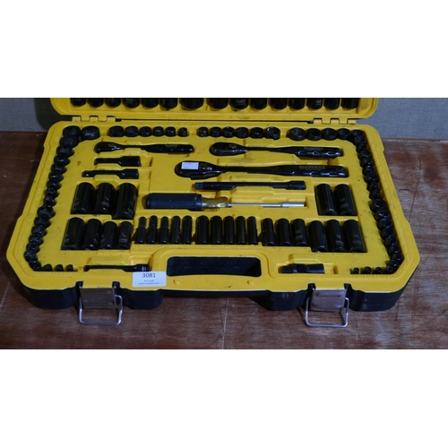 3081 - Dewalt Mechanics Set  (324-191) *This lot is subject to vat