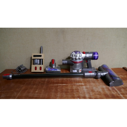 3113 - Dyson V8 Stick Vacuum Cleaner and Dyson Hair Screw Tool with battery and charger (No Wall Mount) Ori... 