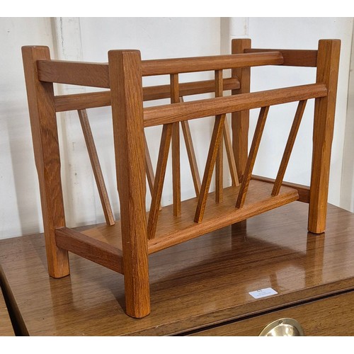 21 - A teak magazine rack