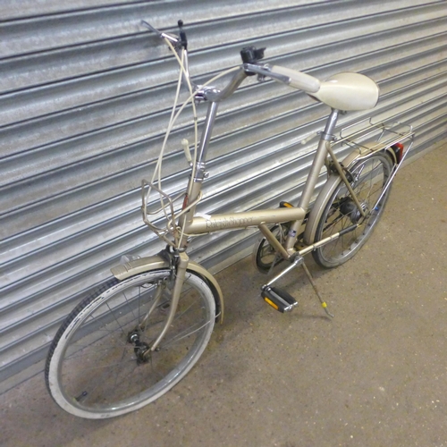 2193 - A Raleigh Shopper vintage ladies bike