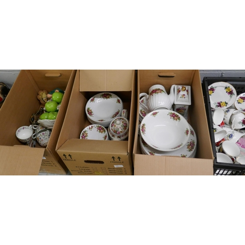 1149 - Six boxes of china including Royal Norfolk dinnerwares, a tea set, Minton Haddon Hall tea cups, some... 