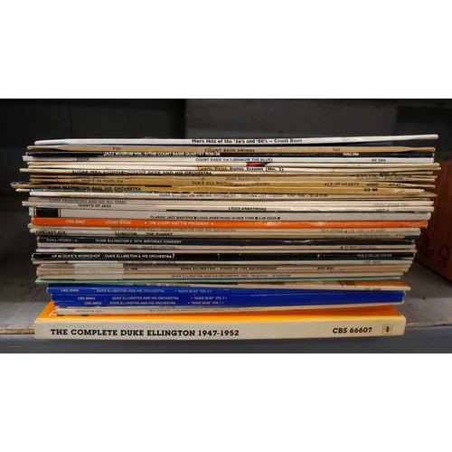 1159 - A collection of jazz LP records, Count Basie, Duke Ellington, Louis Armstrong **PLEASE NOTE THIS LOT... 