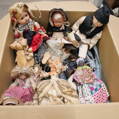 1170 - Two boxes of various vintage dolls and costume dolls **PLEASE NOTE THIS LOT IS NOT ELIGIBLE FOR IN-H... 