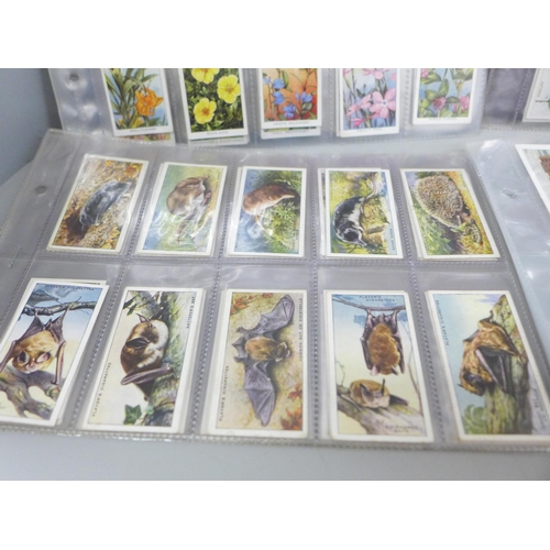 616 - Fifteen complete sets of cigarette cards including The King's Art Treasures