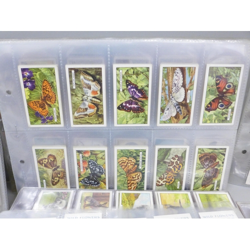 616 - Fifteen complete sets of cigarette cards including The King's Art Treasures