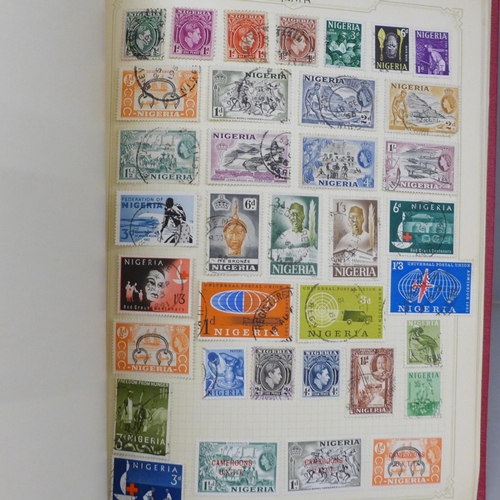 673 - A Great Britain and Commonwealth stamp collection in a Simplex album