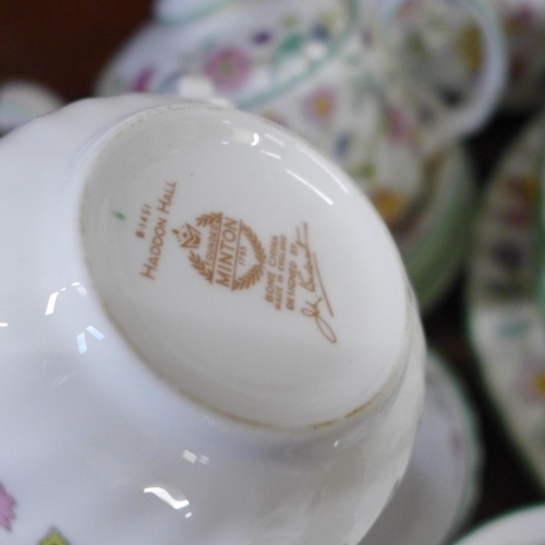 677 - Minton Haddon Hall tea and dinnerware