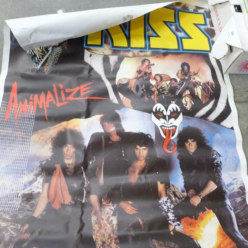 707 - Posters, Kiss and Alice Cooper