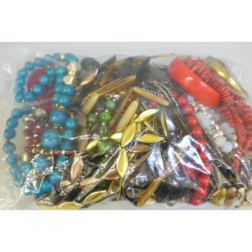 749 - Statement necklaces and bracelets