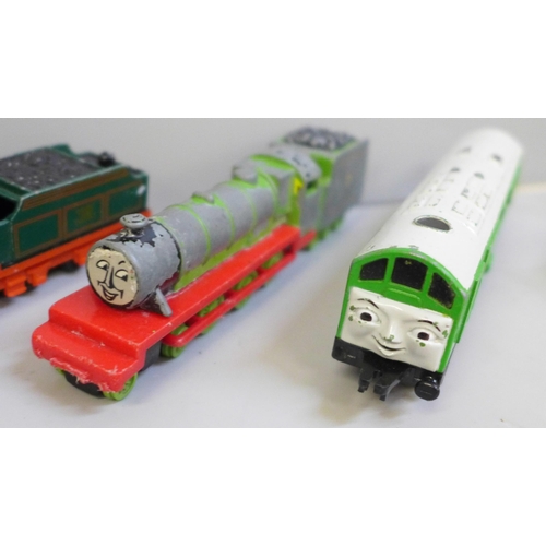 753 - A collection of Thomas the Tank Engine and Friends model trains, etc.