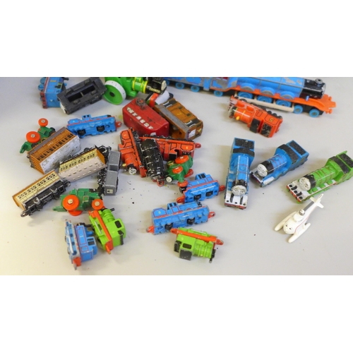 753 - A collection of Thomas the Tank Engine and Friends model trains, etc.