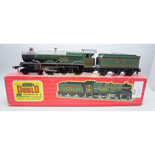 814 - Hornby Dublo 2221 HO/OO 16.5mm 2-Rail 12 volt D.C. 'Cardiff Castle' locomotive