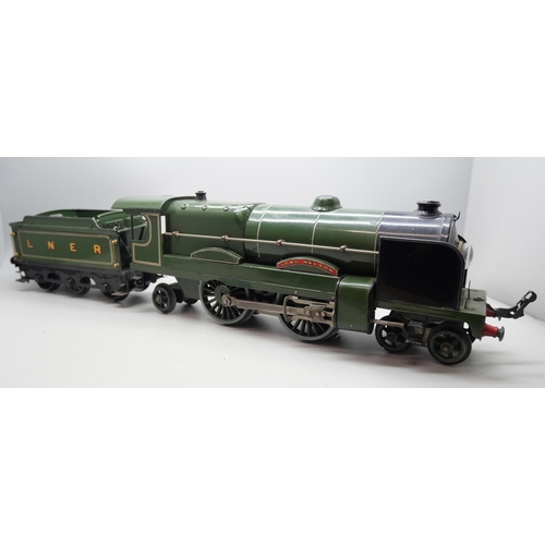 816 - Hornby O Gauge E320 20V Electric 4-4-2 850 Lord Nelson Southern Railways locomotive with a Hornby LN... 