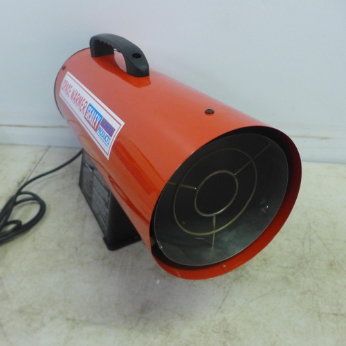 2019 - A Sealey model LP40 42,000 BTU/HR propane space heater