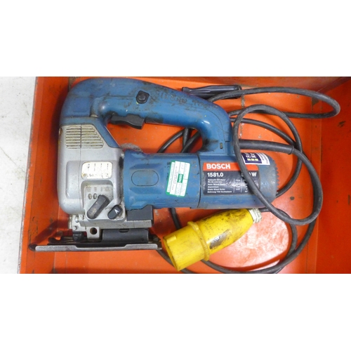 2036 - 2 cased power tools - Bosch 1581.0, 520W, 110V jigsaw and a Bosch GBH 24V SDS drill