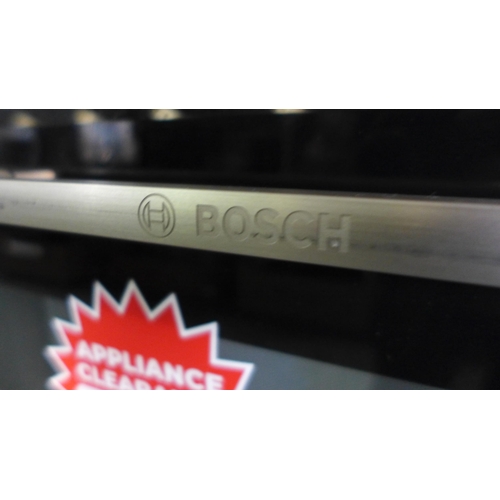 3012 - Bosch Single Oven (Model no: HT6B3MC0S) * This lot is subject to vat