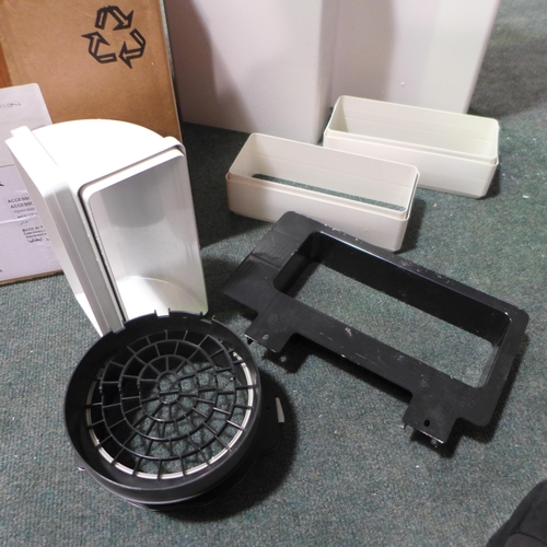 3027 - Faber Recirculation Kit and an AEG Recirculating Kit for Venting Hobs (550-84,91) * This lot is subj... 