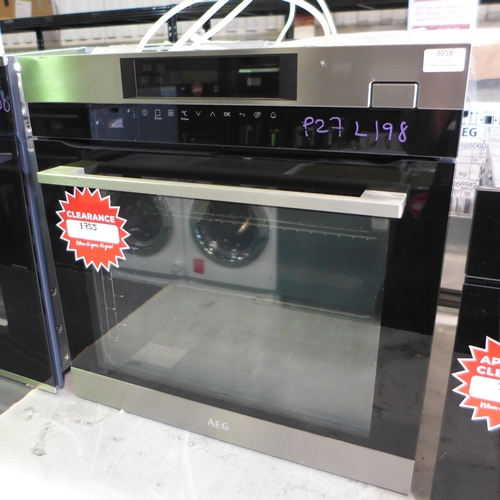 3058 - AEG Single Pyrolytic Steam Oven (H594xW594xD567)  (Model no: BSK774320M) (550-198) * This lot is sub... 